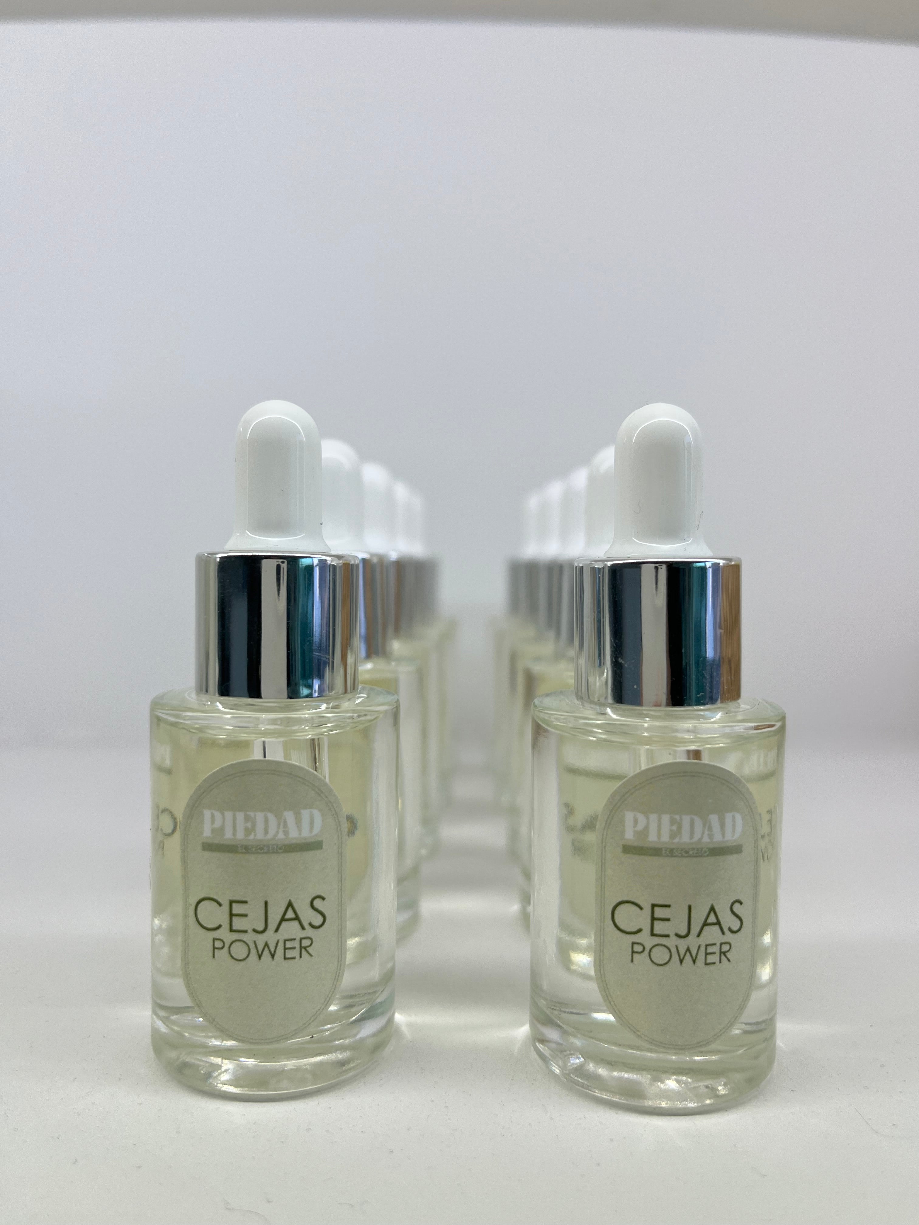 "Cejas elixir” fortalece, estimula y densifica